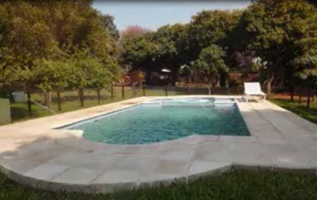 Alfa Inmobiliaria Vende Hermosa Casa Quinta En Pleno Luque!
