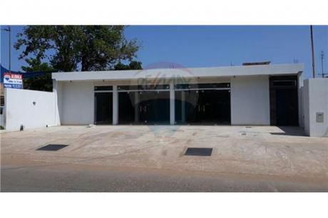 Alquilo Local Comercial En La Ciudad De Limpio