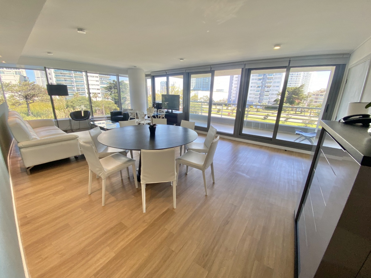 Apartamento en alquiler en Playa Mansa
