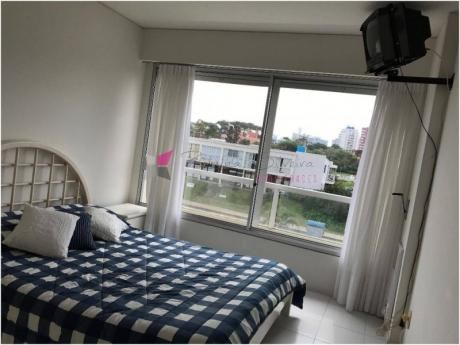 Apartamentos En Playa Brava
