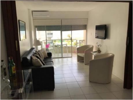 Apartamentos En Playa Brava