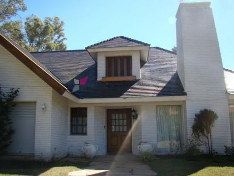 Casas En Playa Mansa