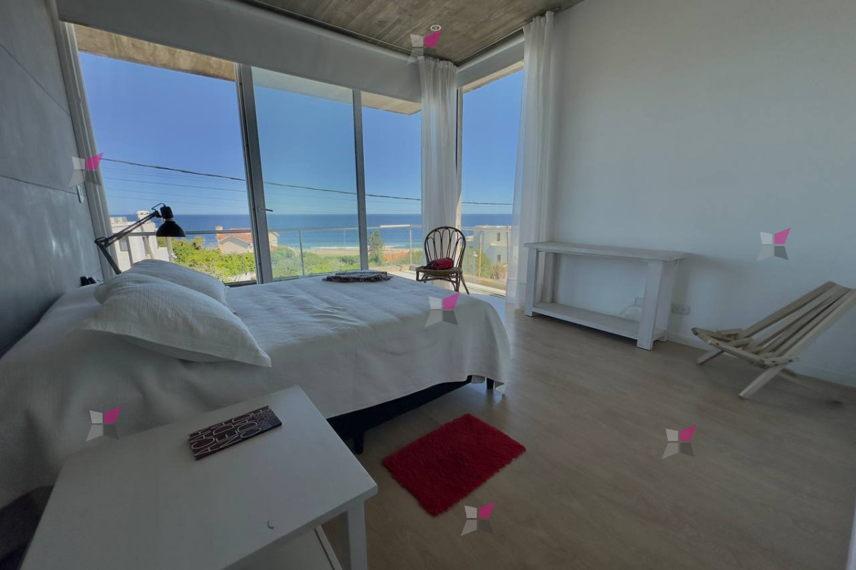 Casa en alquiler a metros del mar con excelente vista · Foto 4