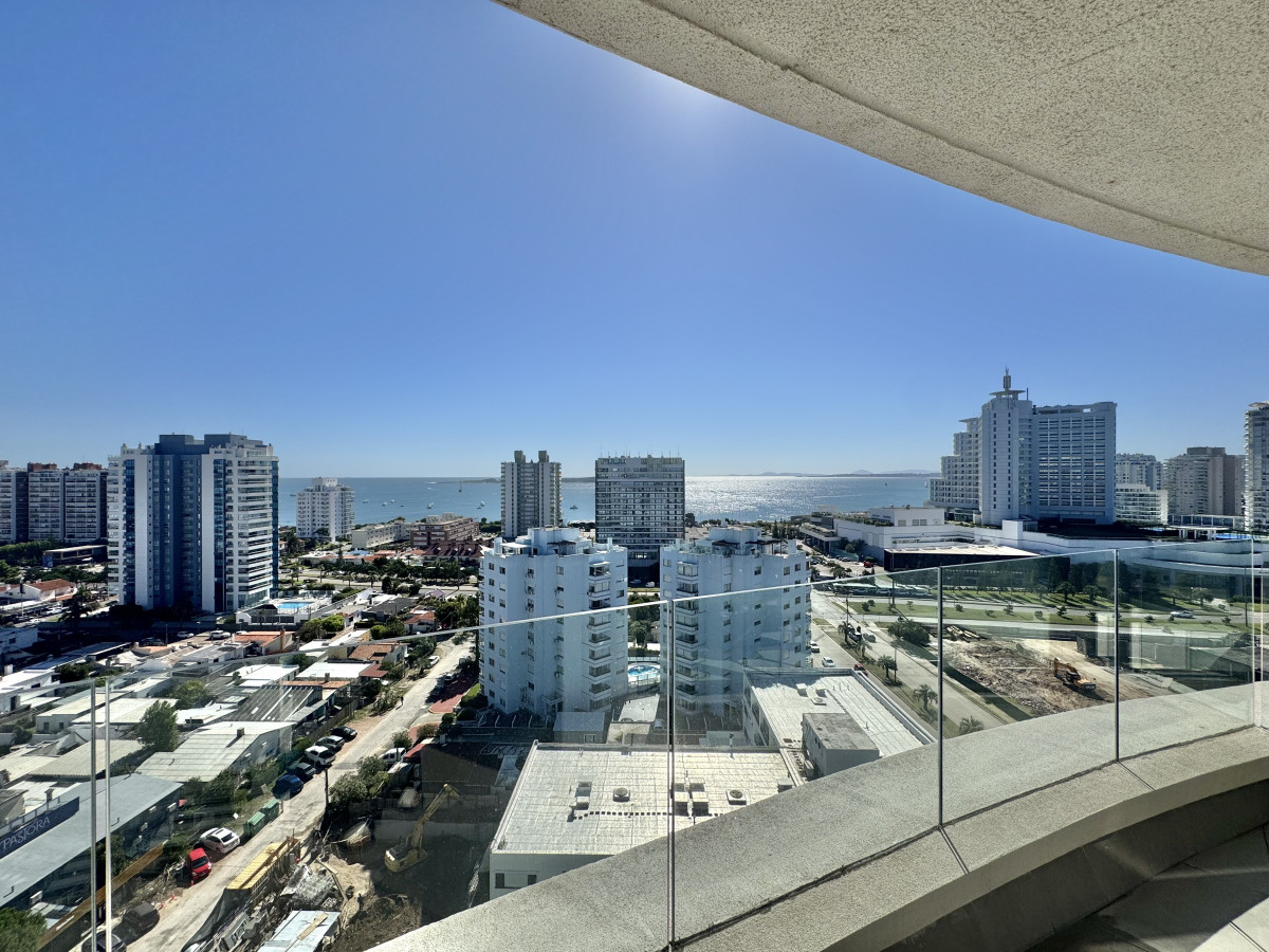 VENTA DE APARTAMENTO DE 3 DORMITORIOS EN EDIFICIO ARTOWER PUNTA DEL ESTE