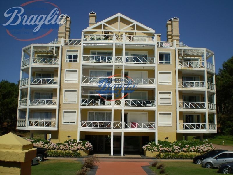 Apartamentos en Playa Brava