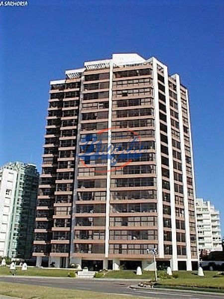 Apartamentos en Playa Brava