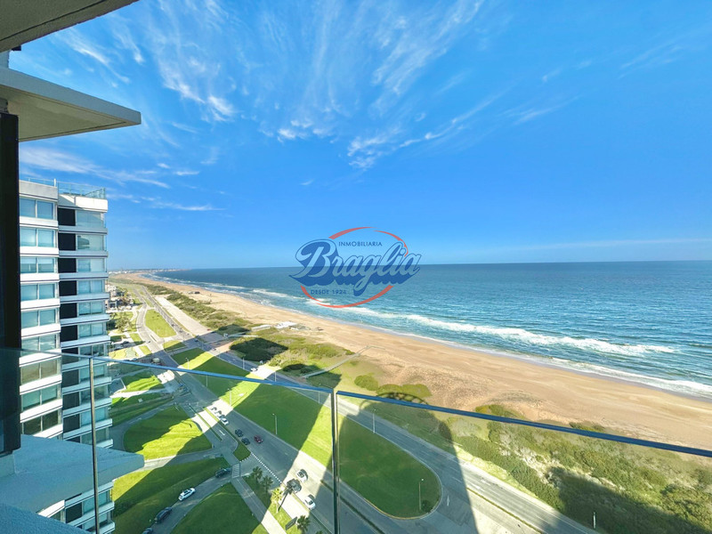 Apartamento en alquiler en Playa Brava