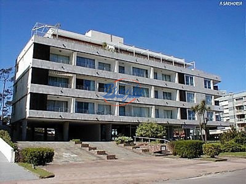 Apartamentos en Playa Mansa