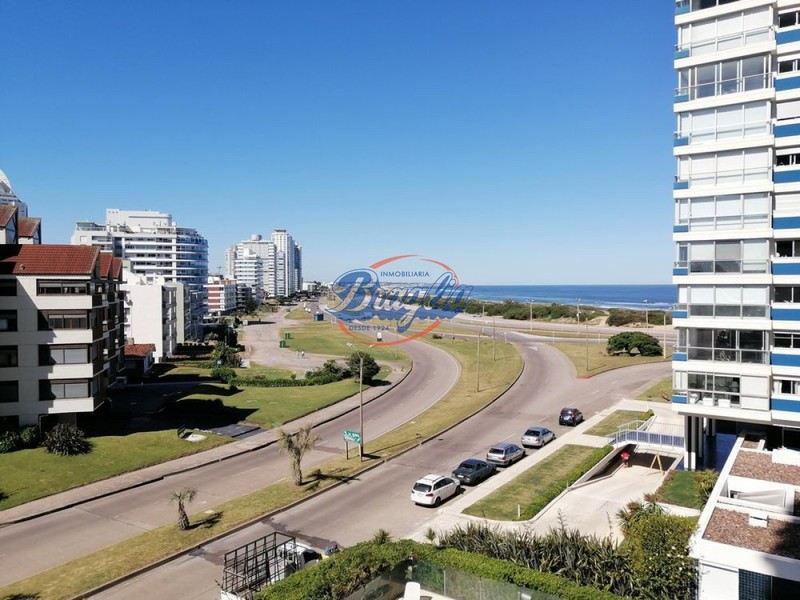 Apartamentos en Playa Brava