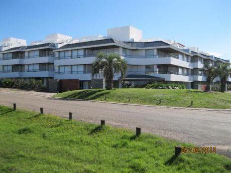 Apartamentos En Montoya