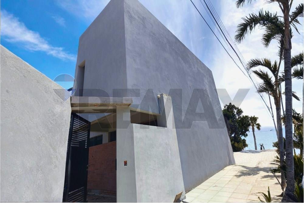 EN VENTA DUPLEX EN LAMBARÉ - Bº SAN ROQUE GONZALEZ — foto 2