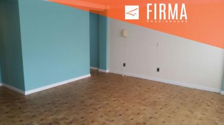 Fcv6367 – Casa En Venta, Obrajes