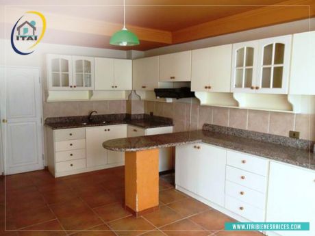 Casa En Venta - Achumani