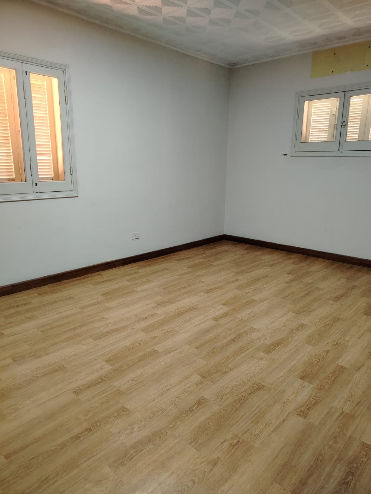 ALQUILO OFICINA VILLA MORRA EXCELENTE UBICACIÓN — foto 3