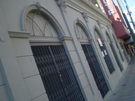 Salon