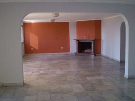 Penthouse En Alquiler, Edificio Primavera - A11493