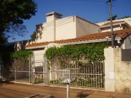 Hermosa Residencia