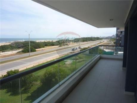Alquiler Departamento 4 Dormitorios Playa Brava