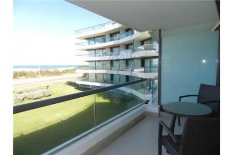 Alquiler Departamento 3 Dormitorios En Playa Brava