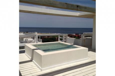 Departamento Con Gran Terraza En Manantiales