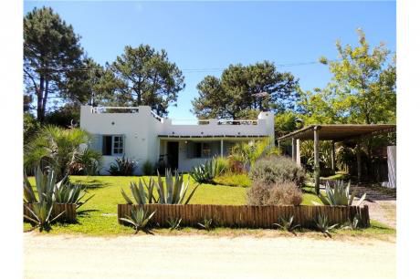 Casa A Tres Cuadras Del Mar