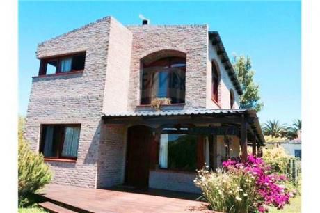 Casa 3 Dormitorios - Piriápolis