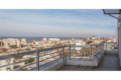 Impecable Vista, Piso Alto.