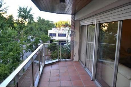 Venta Apartamento En Av Sarmiento