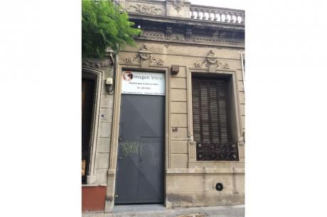 Excelente Local/depósito Sobre Gonzalo Ramírez