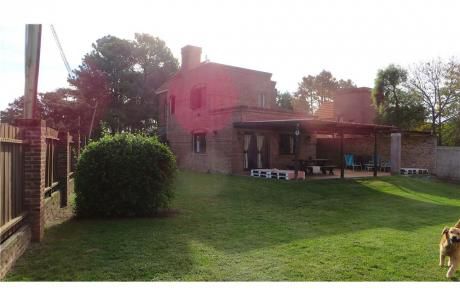 Excelente Casa, Impecable Estado En El Pinar