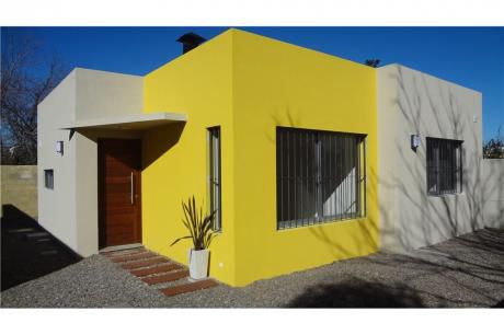 A Estrenar Ya - Casa 2 Dorm. En Lomas De Solymar