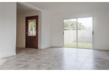 Compra Tu Casa A Estrenar 2 Dormitorios, Soñada!