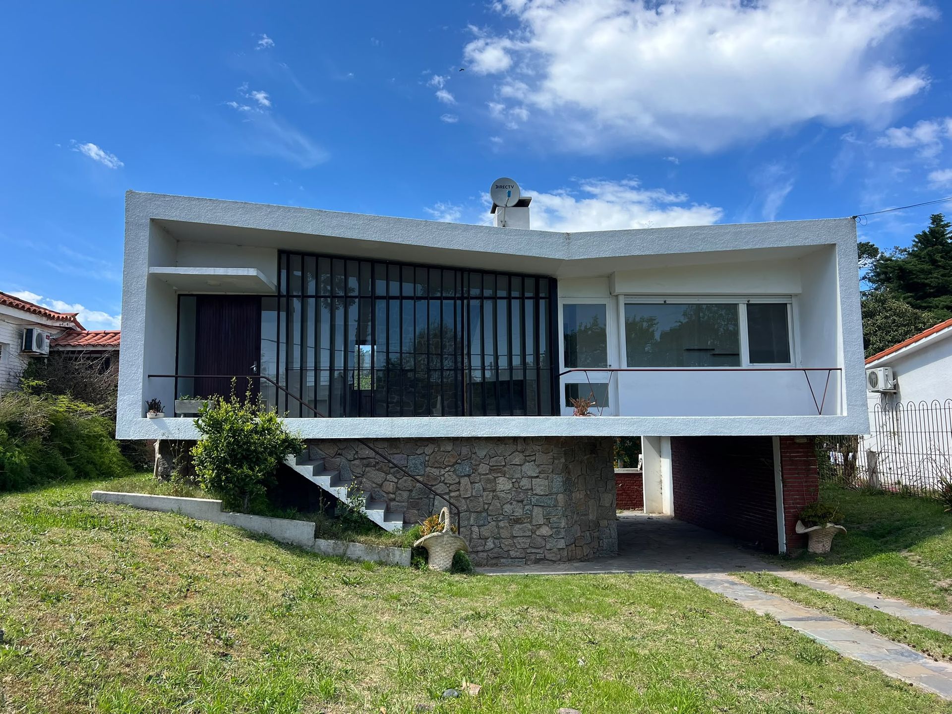 ALQUILER ANUAL DOS DORMITORIOS  PIRIAPOLIS