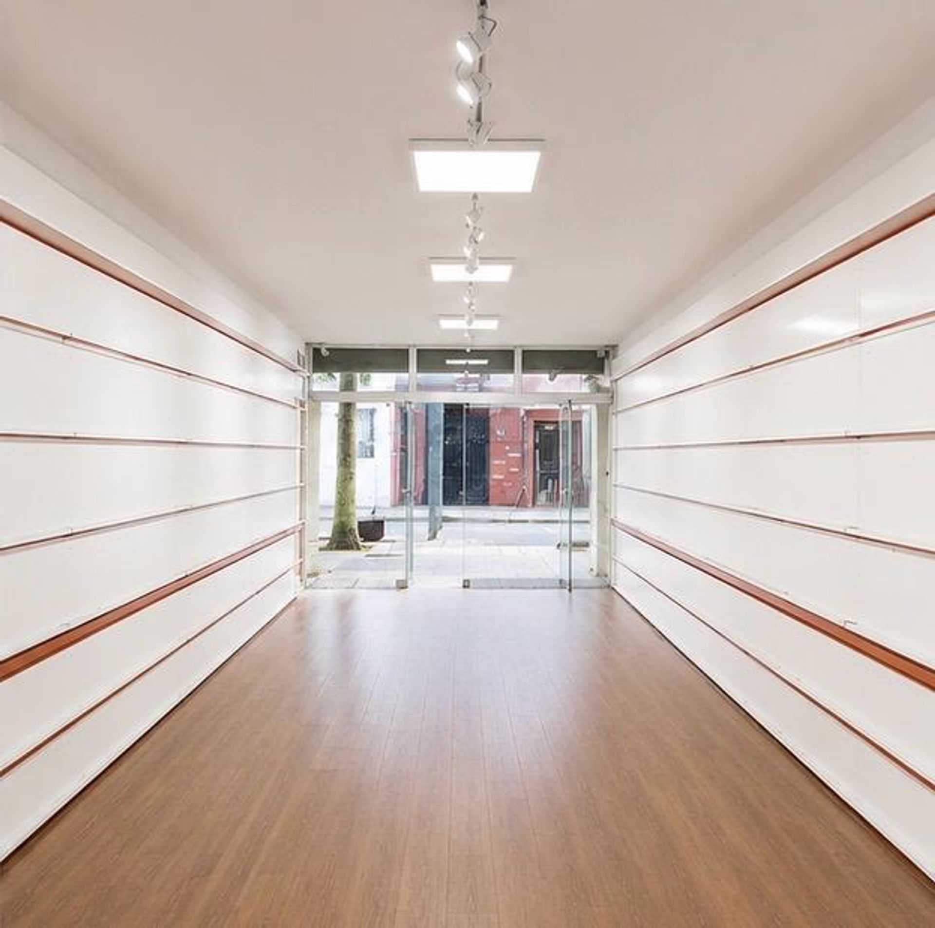 Alquiler anual local comercial Gorlero · Foto 2