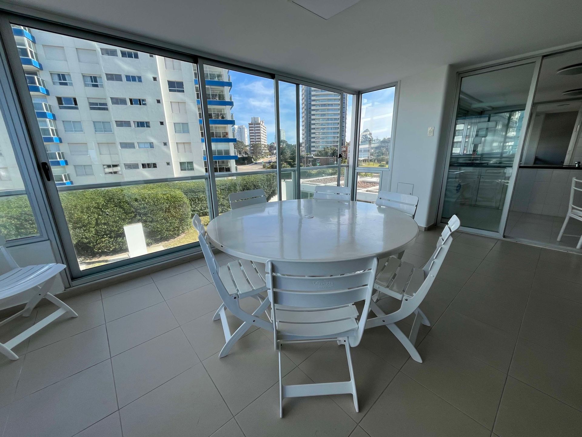 Alquiler de apto de 3 dorm + dependencia en brava · Foto 12