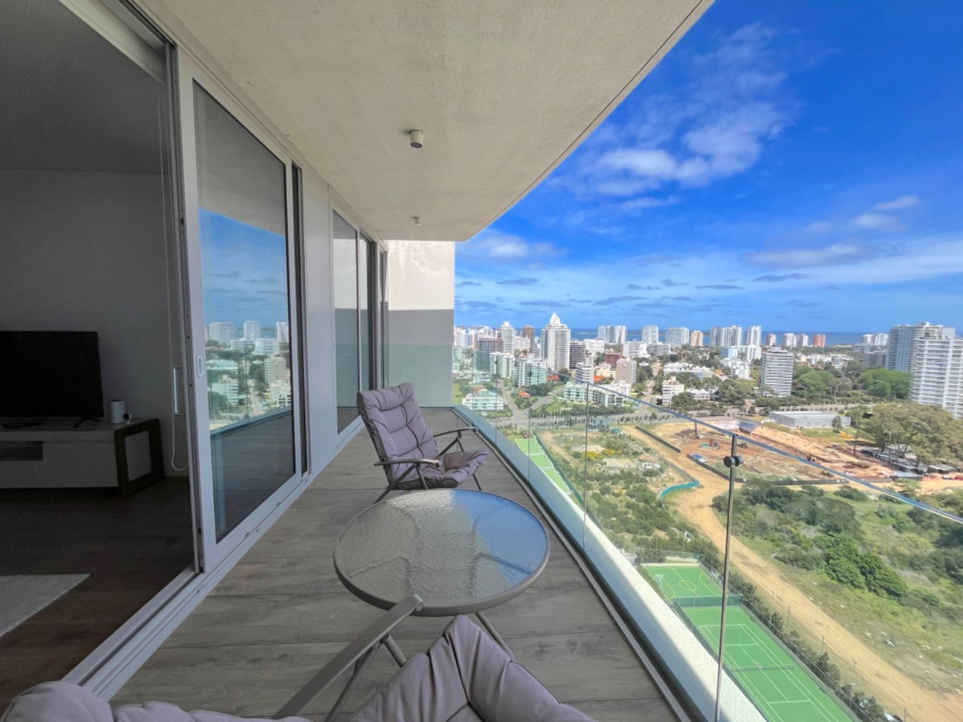 Apartamento de 1 dormitorio en alquiler, brava · Foto 1