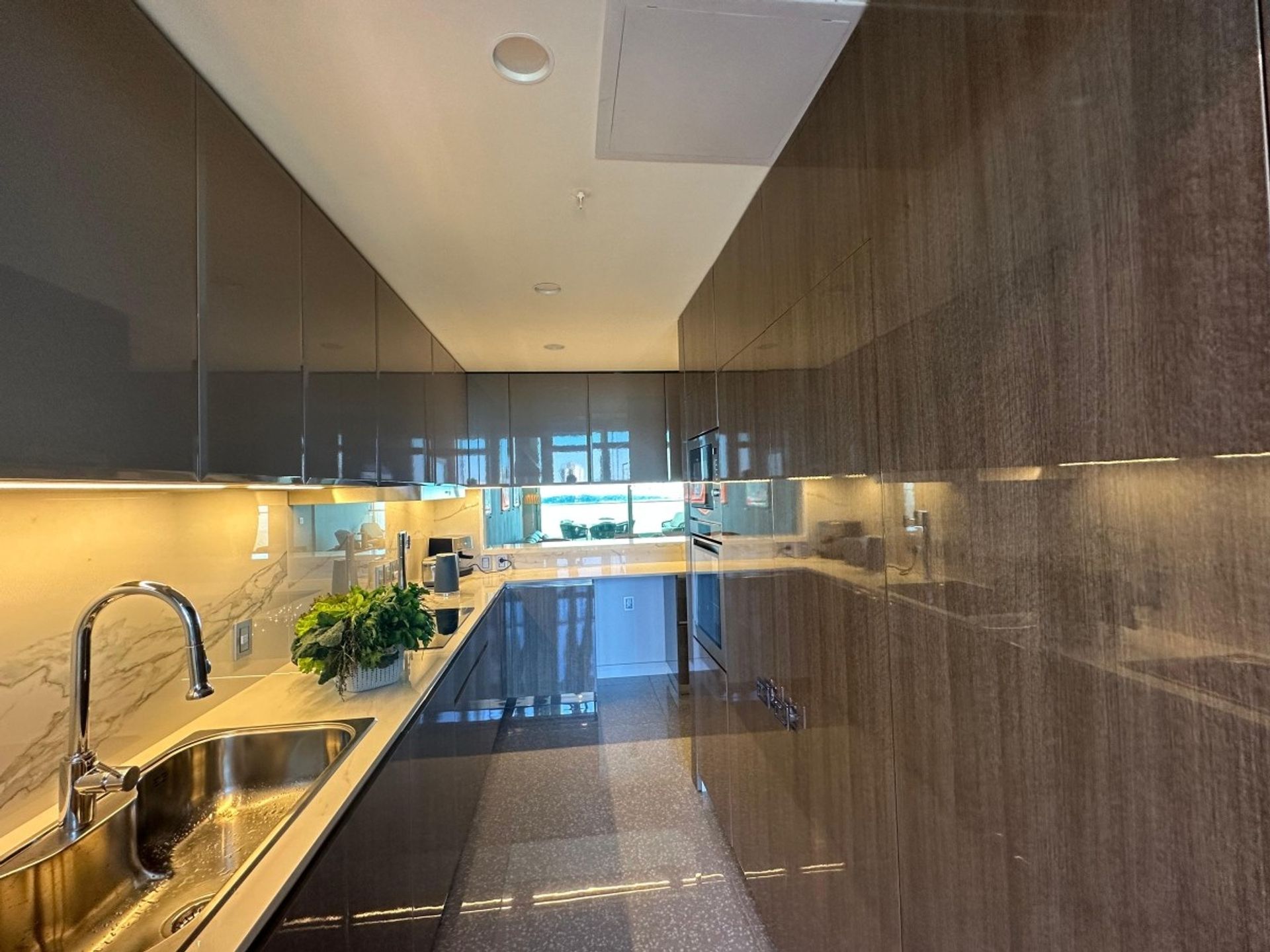 Apartamento 3 dormitorios en alquiler en Fendi · Photo 7
