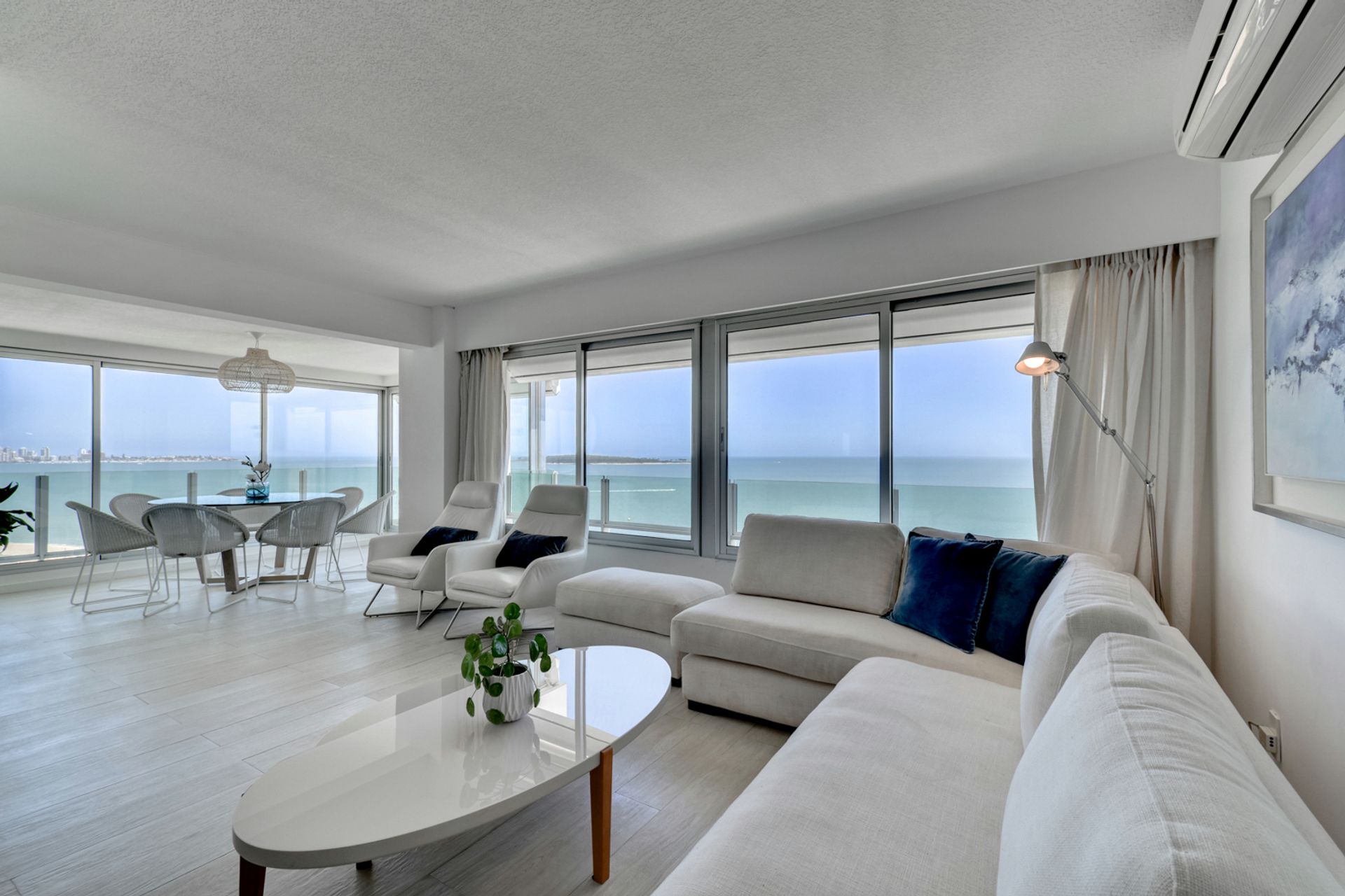 Alquiler apartamento de 3 dormitorios en Punta · Foto 2