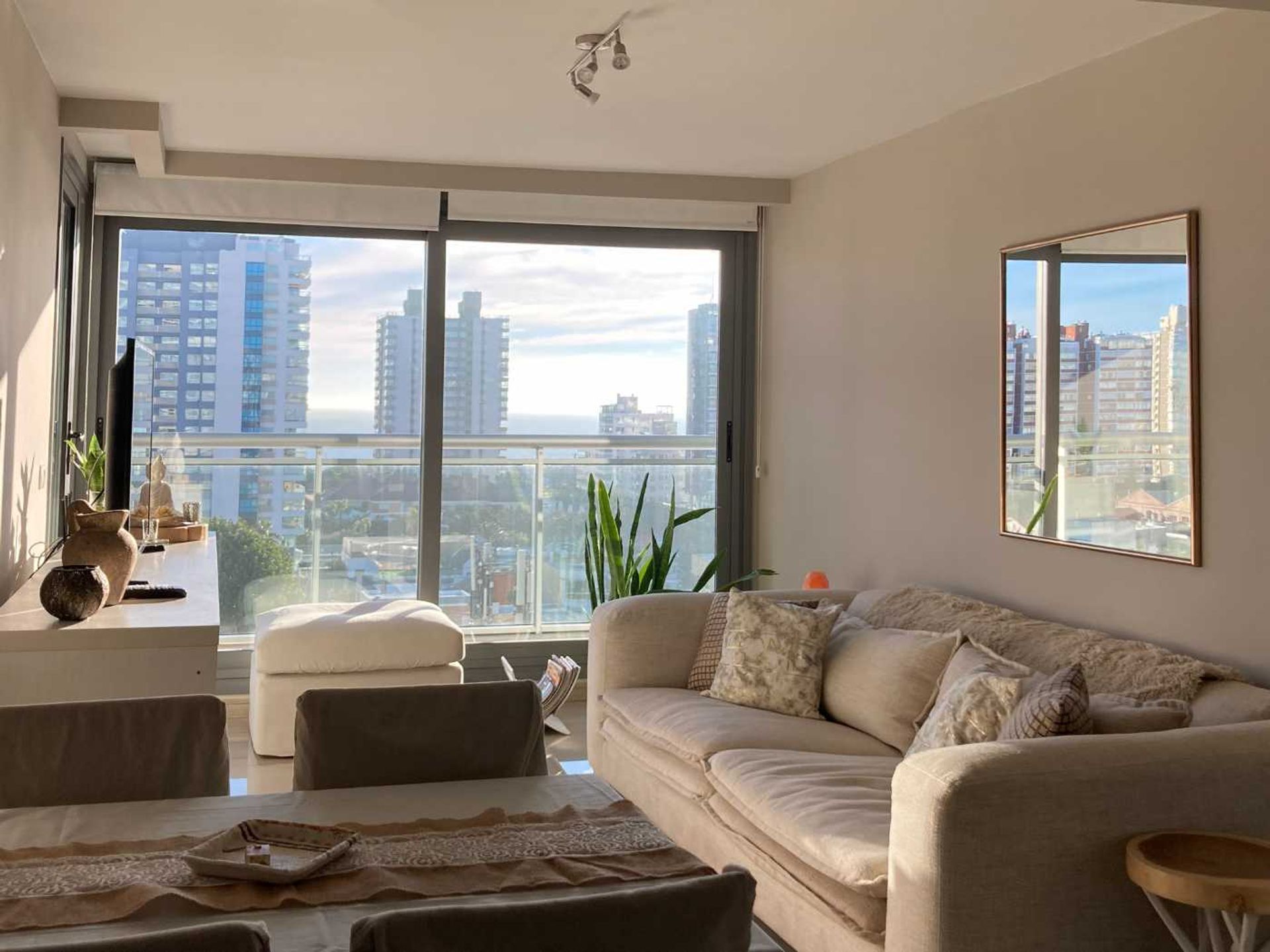Apto 1 dormitorio y medio, con garage y amenities · Foto 5