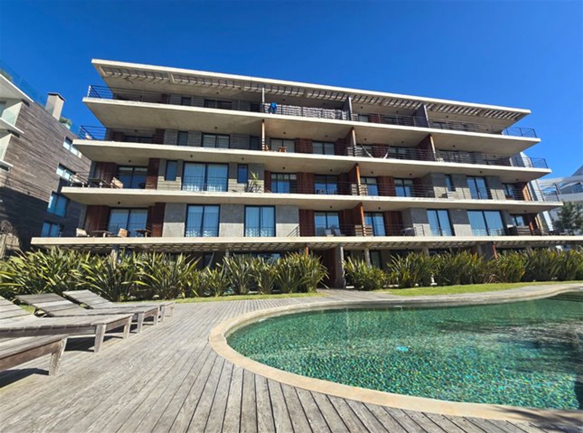 DEPTO EN VENTA EN MANANTIALES,2 DOR/2 BAÑOS