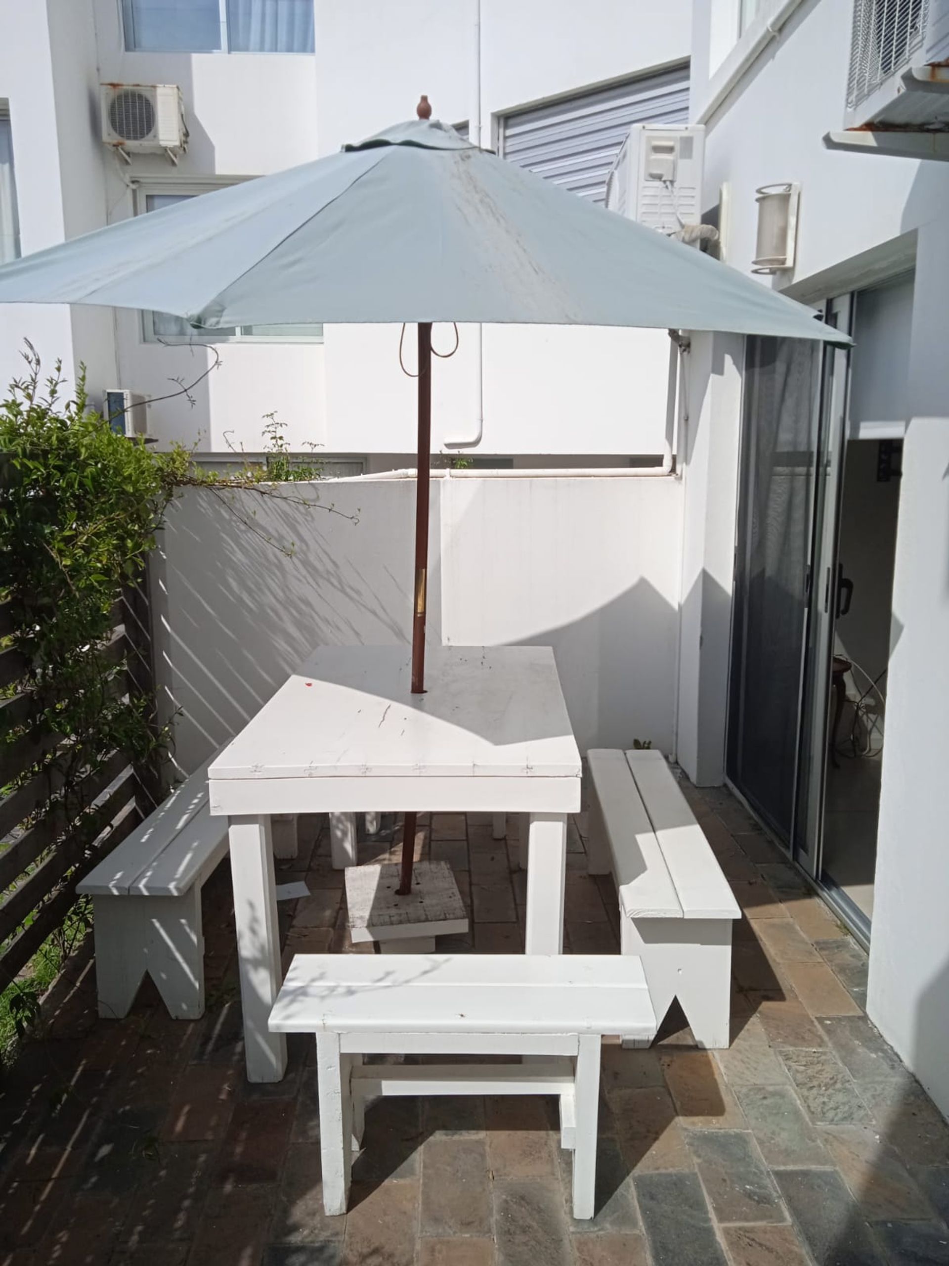 Alquiler, Montoya, 2 suites , mucama y piscina. · Foto 2