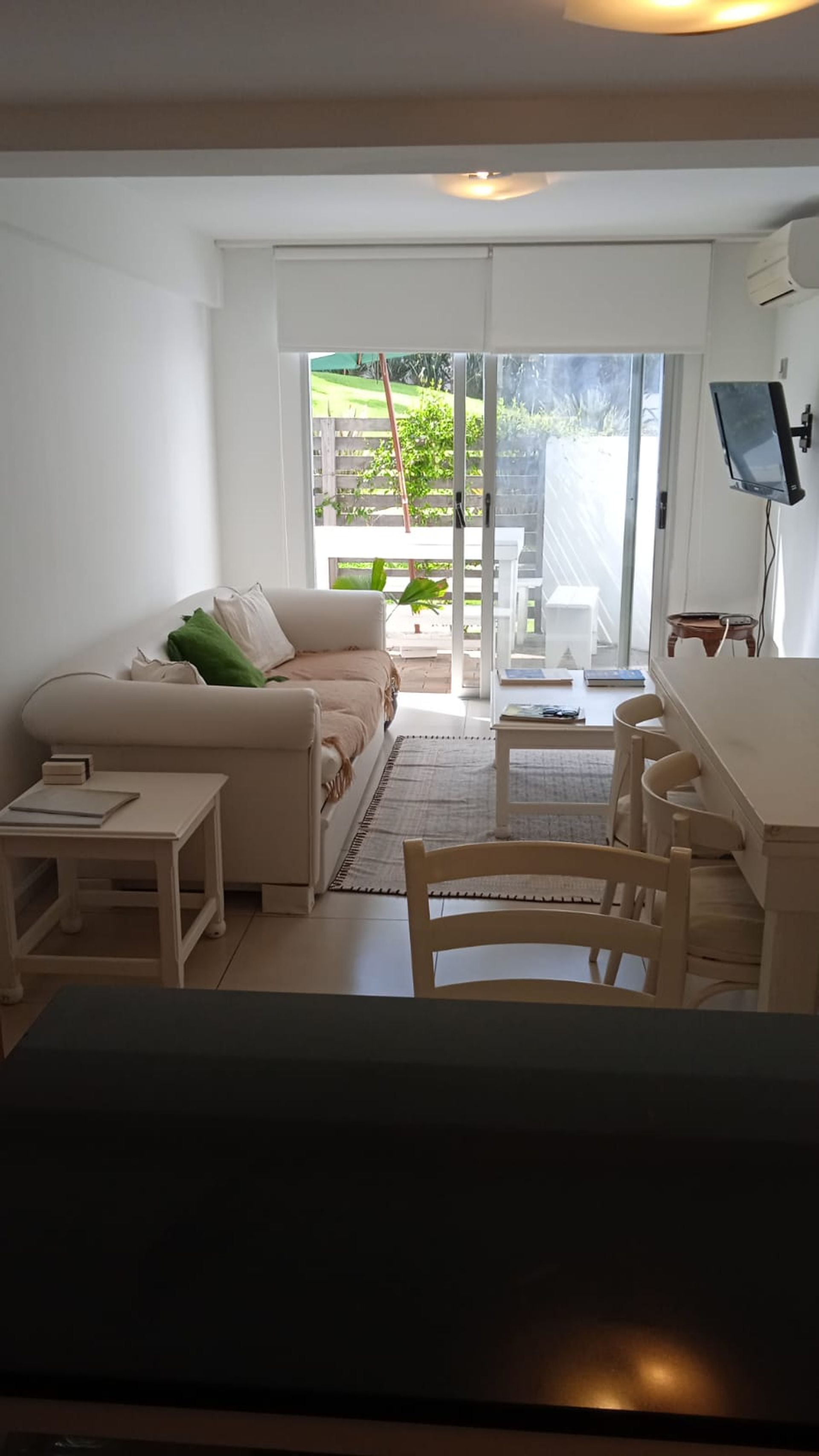 Alquiler, Montoya, 2 suites , mucama y piscina. · Foto 5