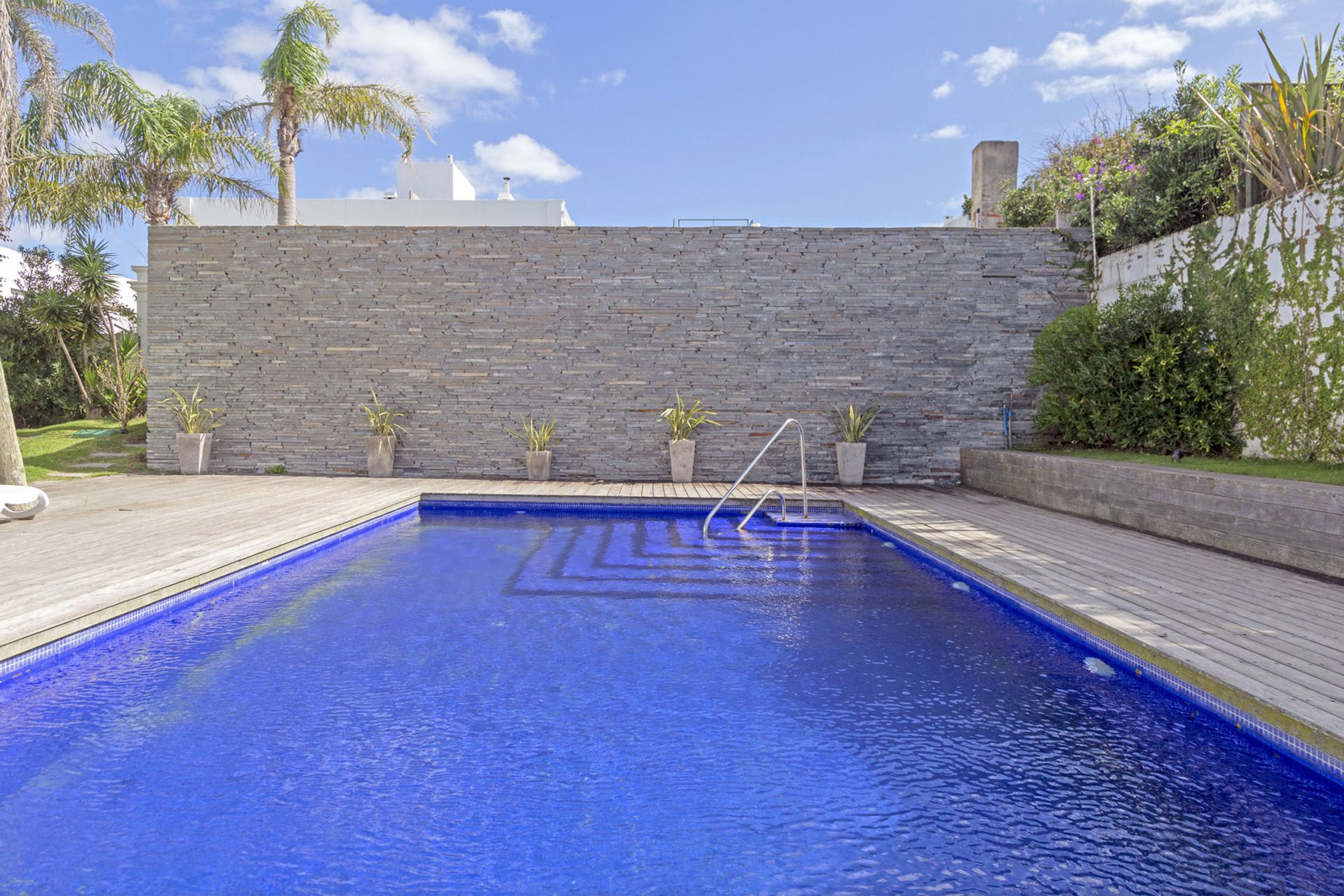 Montoya 3 suites, piscina, mucama y parrilla. · Foto 2