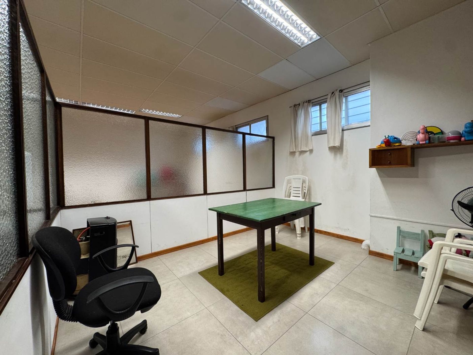 Amplio local comercial en alquiler · Foto 5
