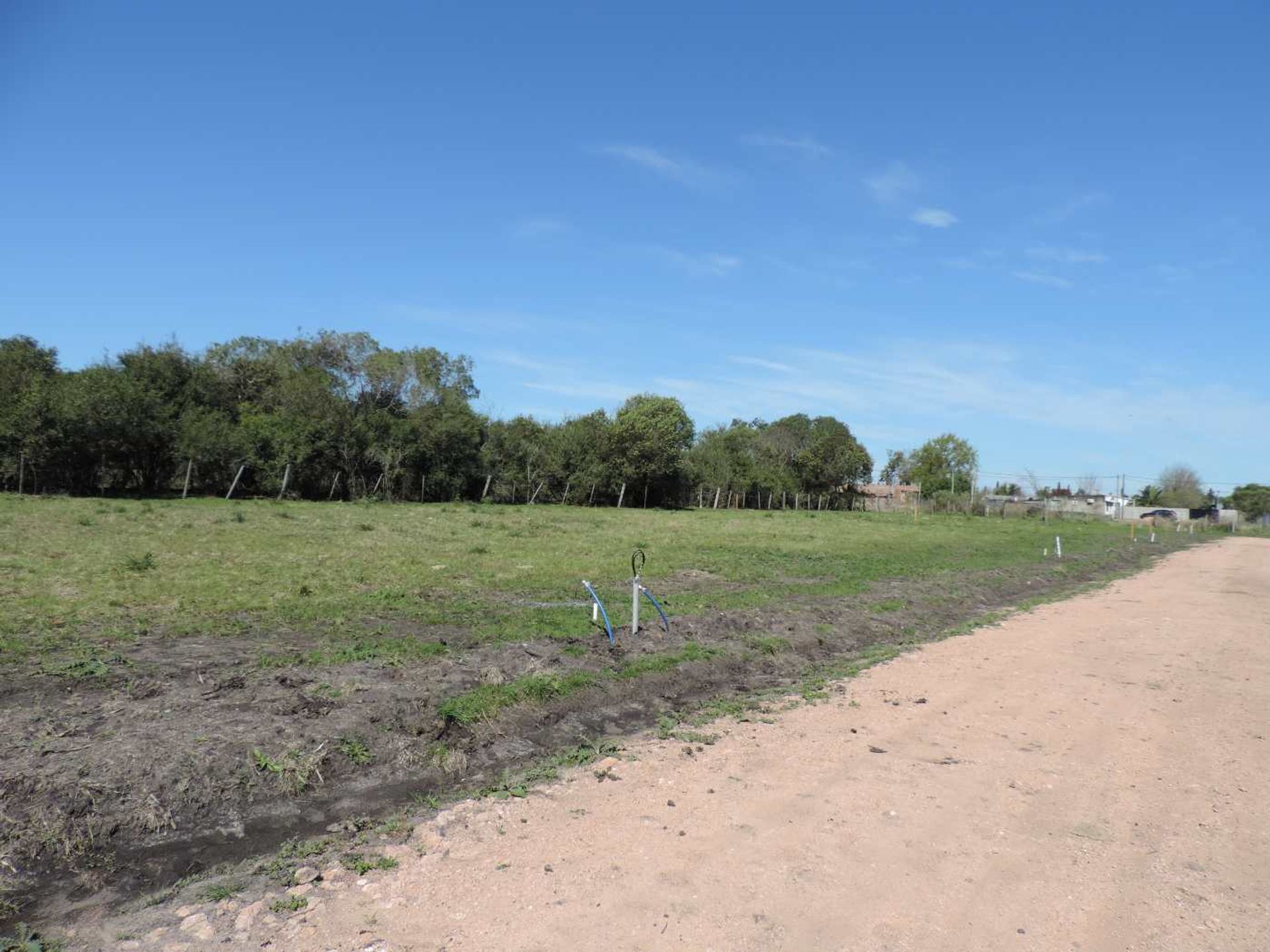 Terreno con financiación entrega de 3.000 USD - foto 2