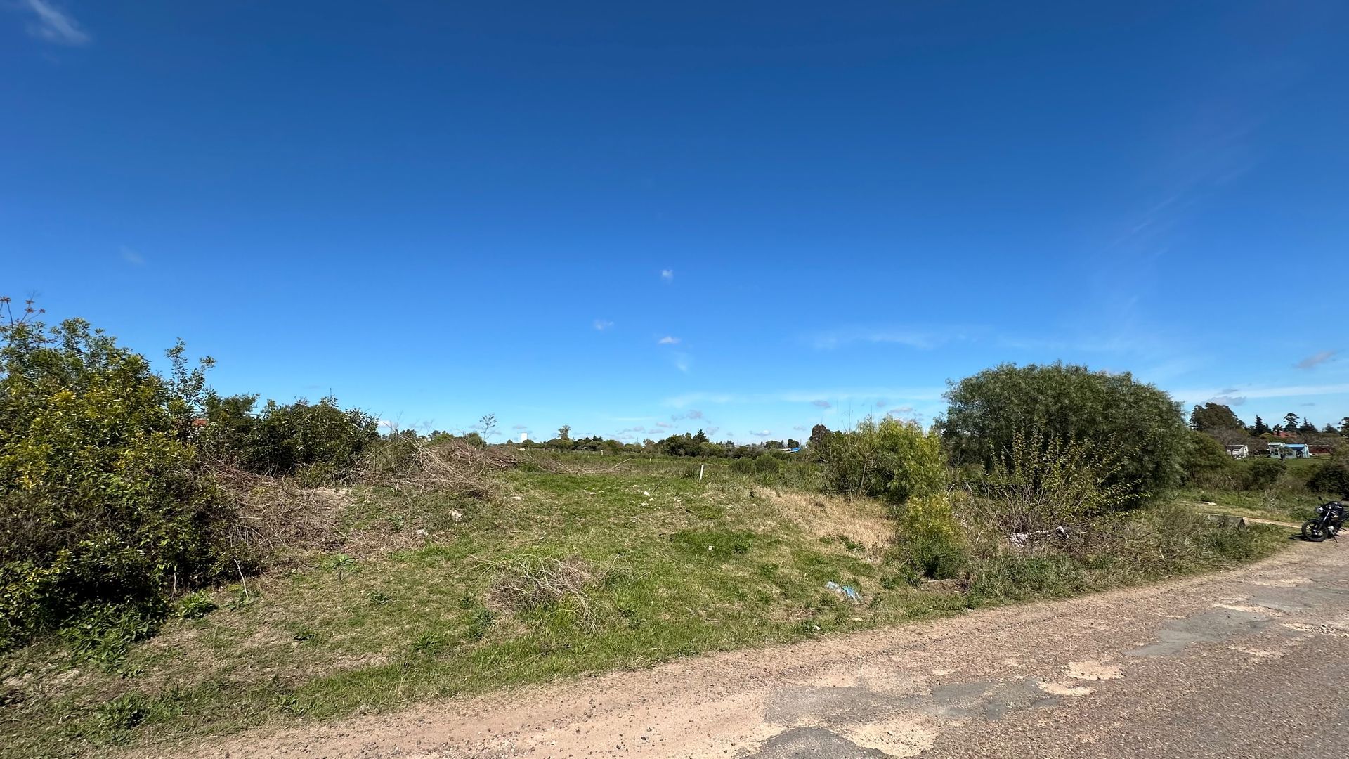 TERRENO EN VENTA EN PAYSANDÚ, REPÚBLICA DE BOLIVIA - foto 1