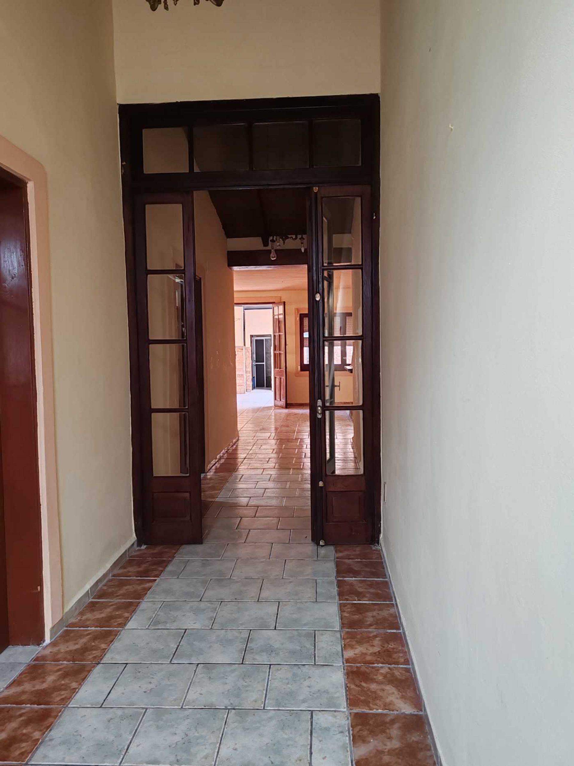 Espacio, ubicacion y comodidad en pleno centro. · Foto 2