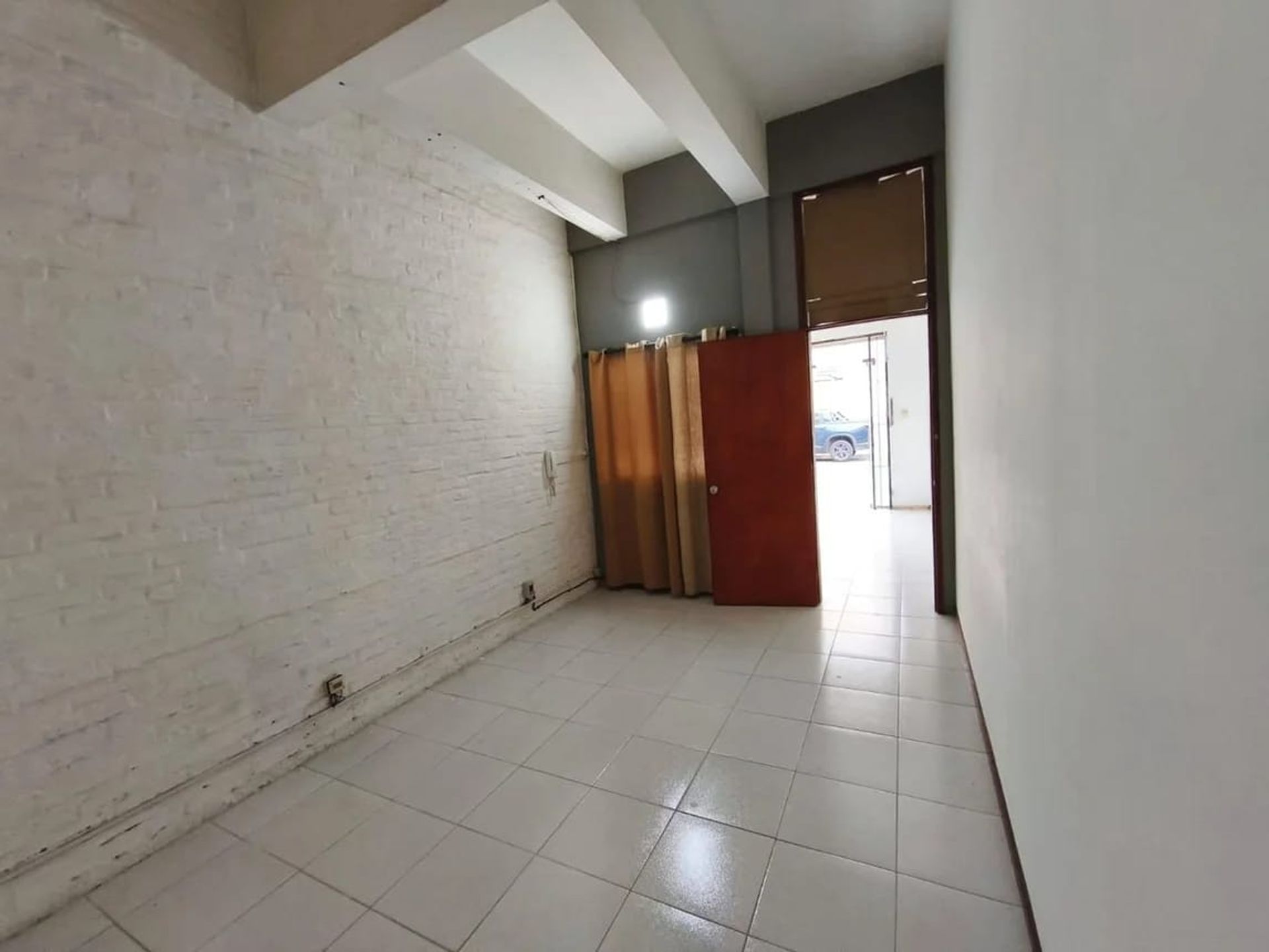 Local comercial en pleno centro · Foto 5