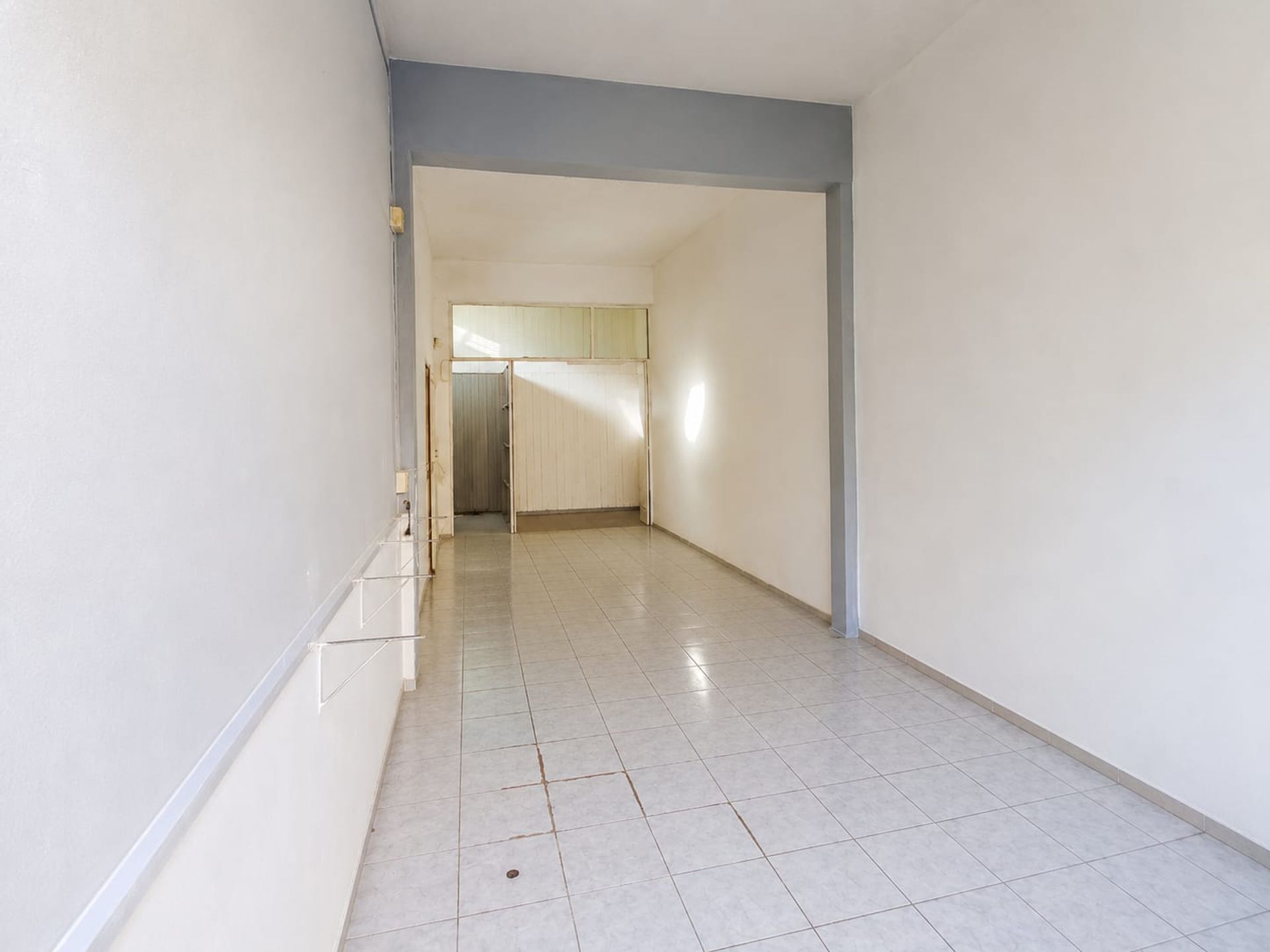 Excelente local comercial centrico · Foto 3