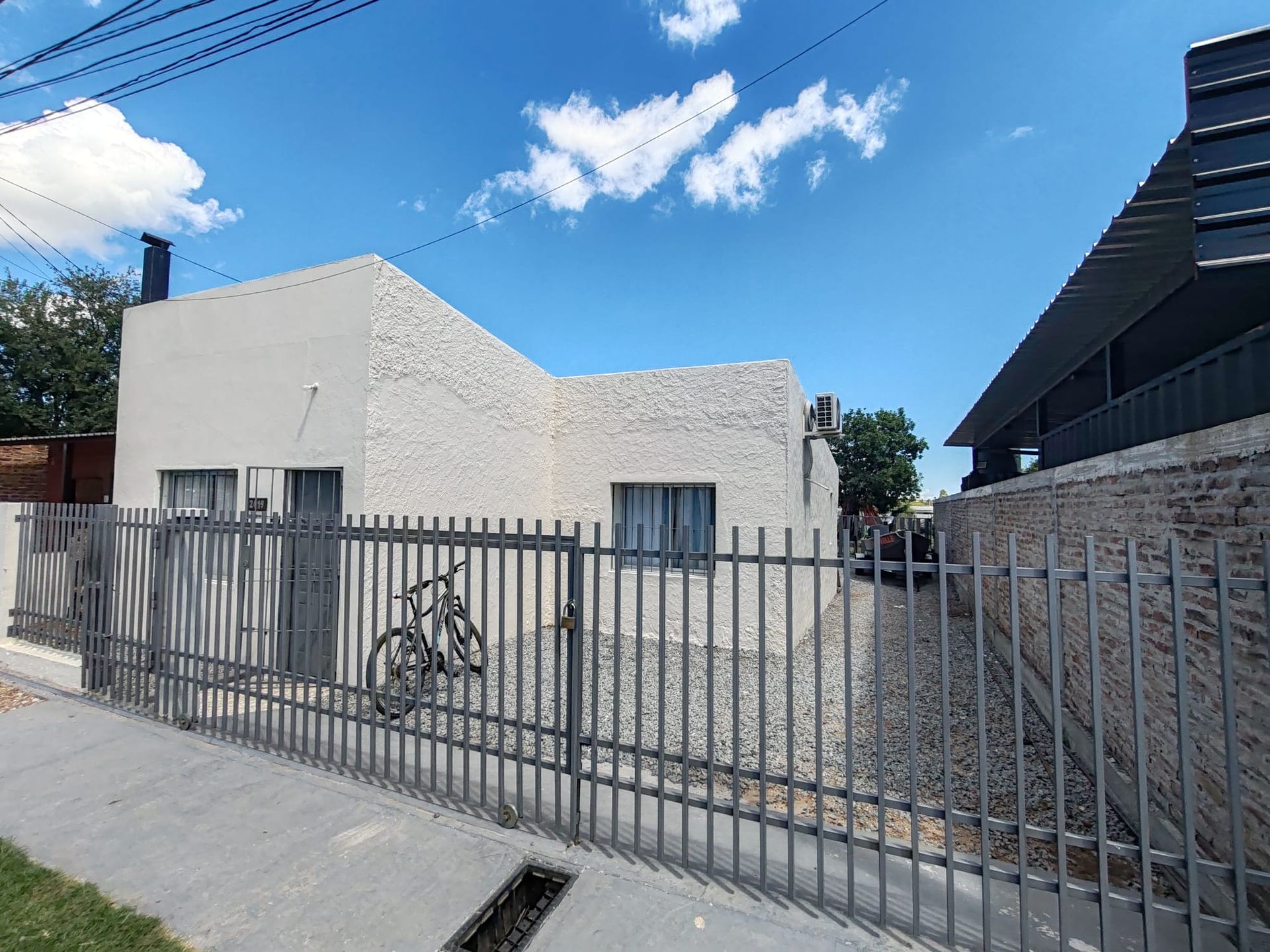 OPORTUNIDAD 2 Casas en Padrón Único sobre 2000 m² - foto 1